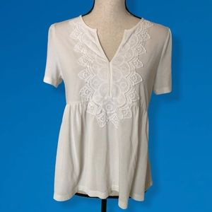 Alya White Blouse with Lace Detailing